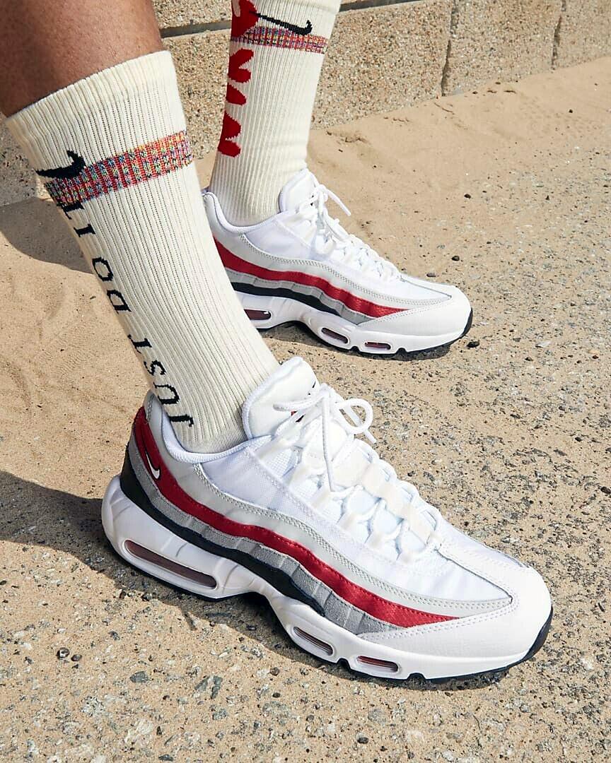 Nike Air Max 95 Essential